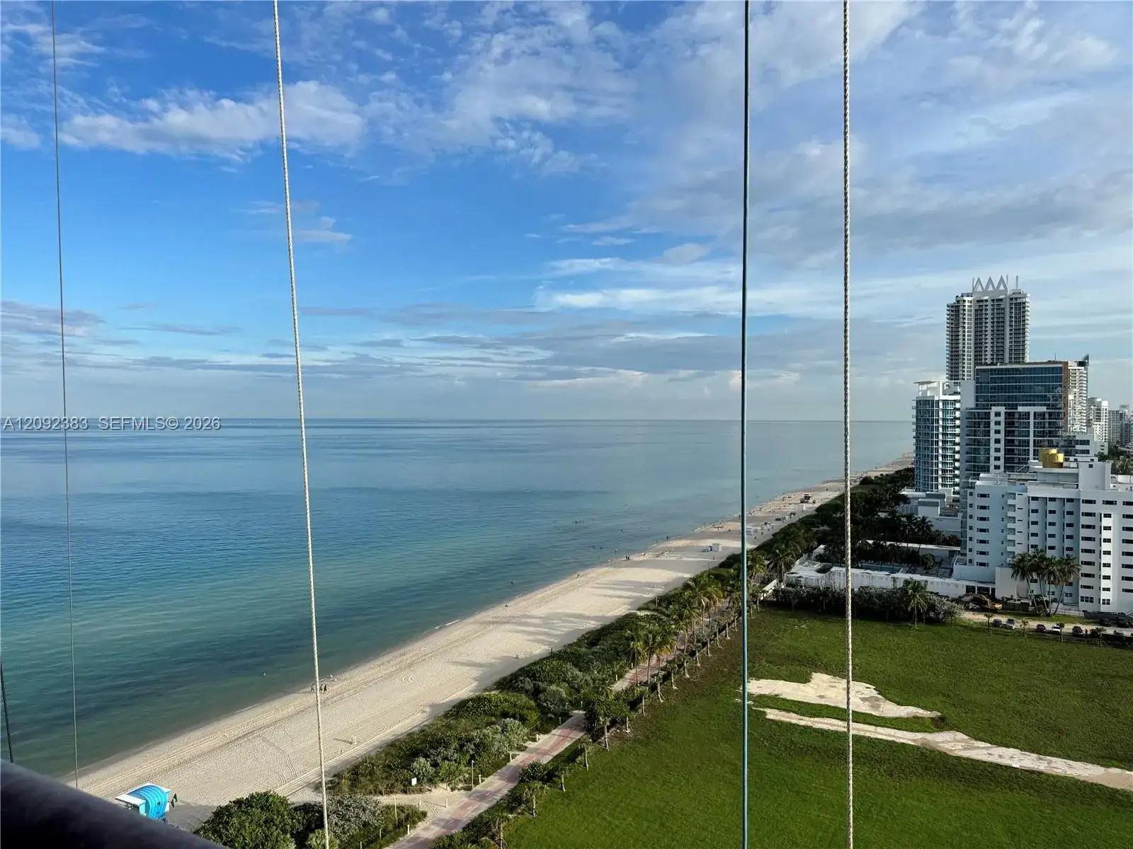 2 bedroom 2 bath Residential Lease for rent at 6767 Collins Ave # 1906, Miami Beach FL 33141