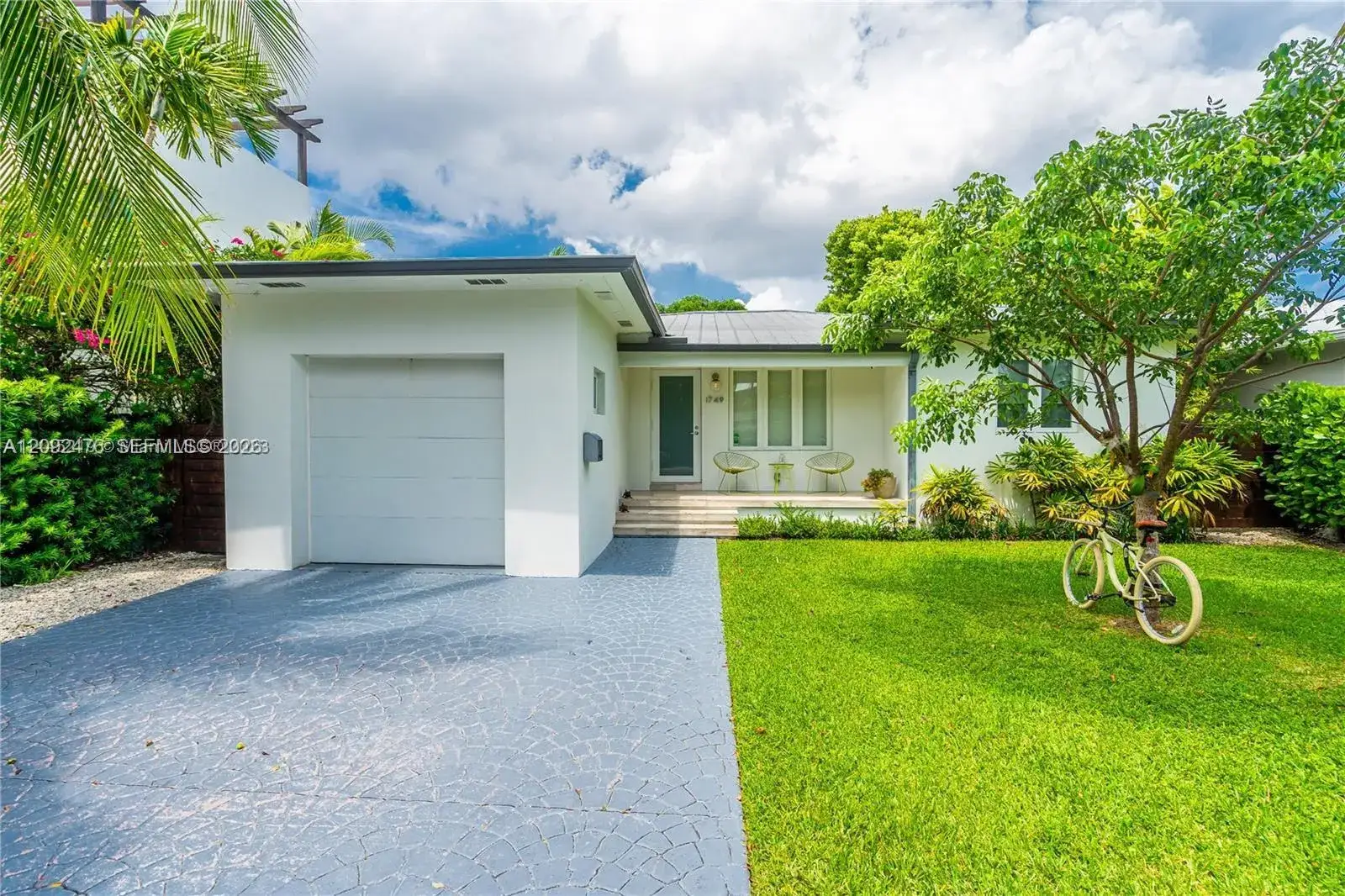 1749 Bay Dr # 0, Miami Beach FL 33141
