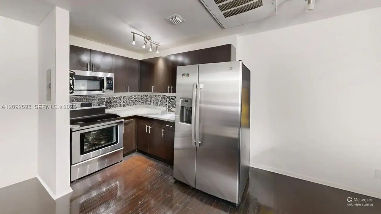 1 bedroom 1 bath Residential Lease for rent at 1542 Drexel Ave # 105, Miami Beach FL 33139
