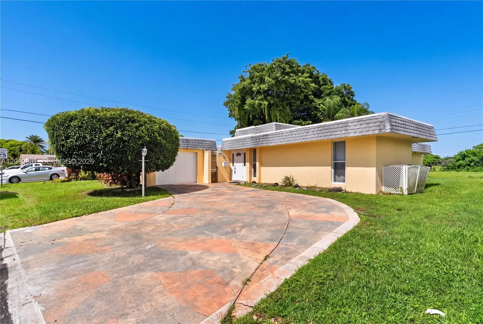 3 bedroom 2 bath Residential for sale at 5405 Bayberry Ln, Tamarac FL 33319