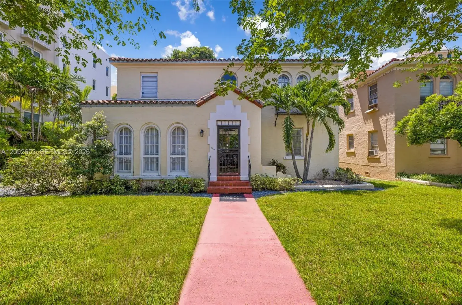 Commercial Sale for sale at 114 Menores Ave, Coral Gables FL 33134