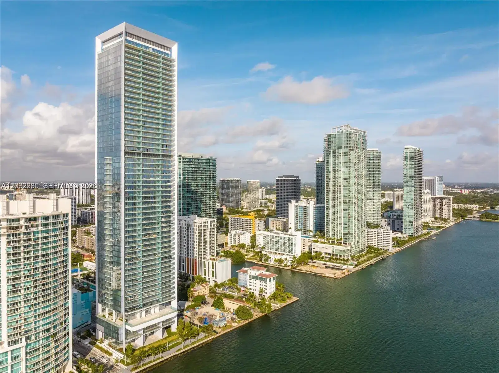 3 bedroom 4 bath Residential for sale at 700 NE 26th Ter # 901, Miami FL 33137
