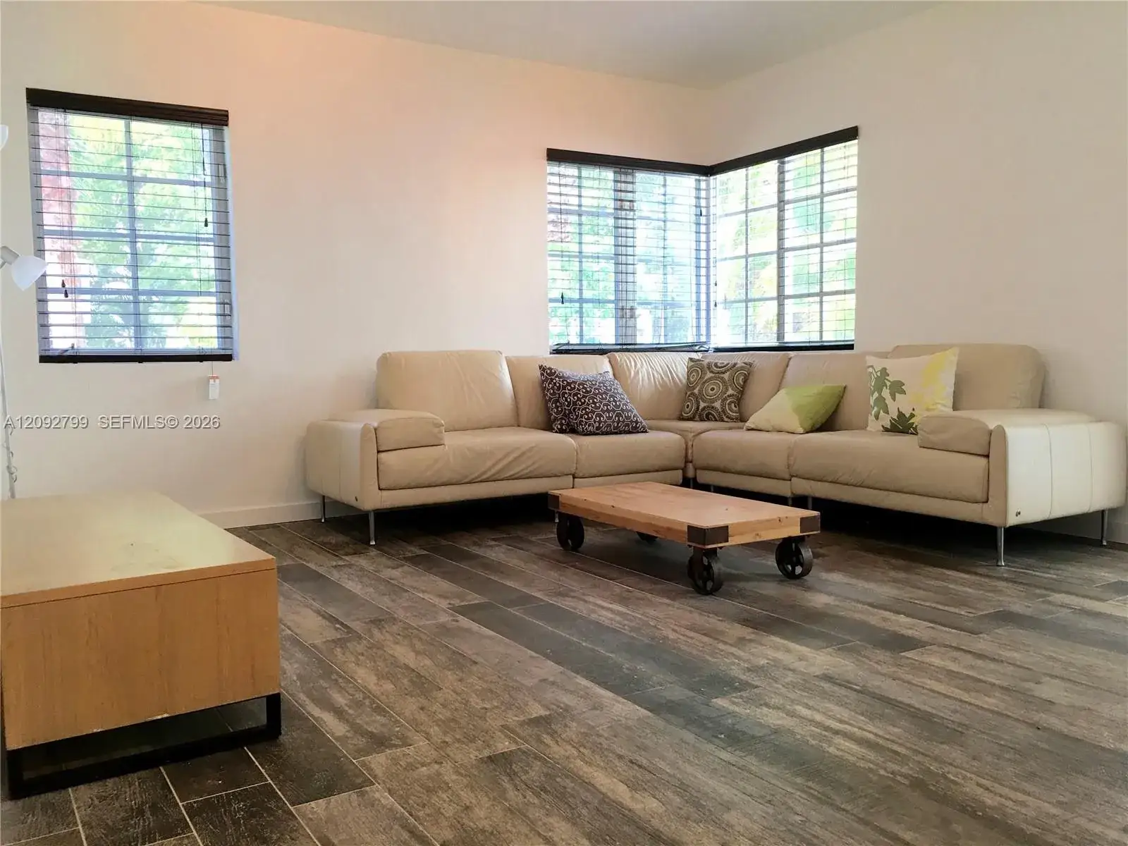 1 bedroom 1 bath Residential for sale at 645 Michigan Ave # C, Miami Beach FL 33139