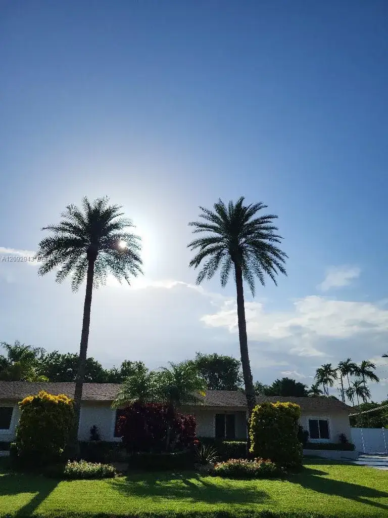 4 bedroom 2 bath Residential for sale at 12804 SW 94th Pl, Miami FL 33176
