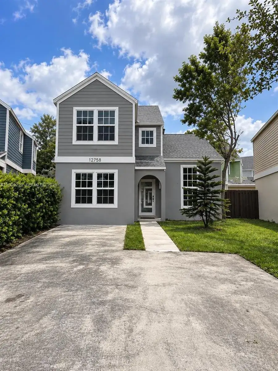3 bedroom 2 bath Residential for sale at 11708 SW 114th Ter, Miami FL 33186