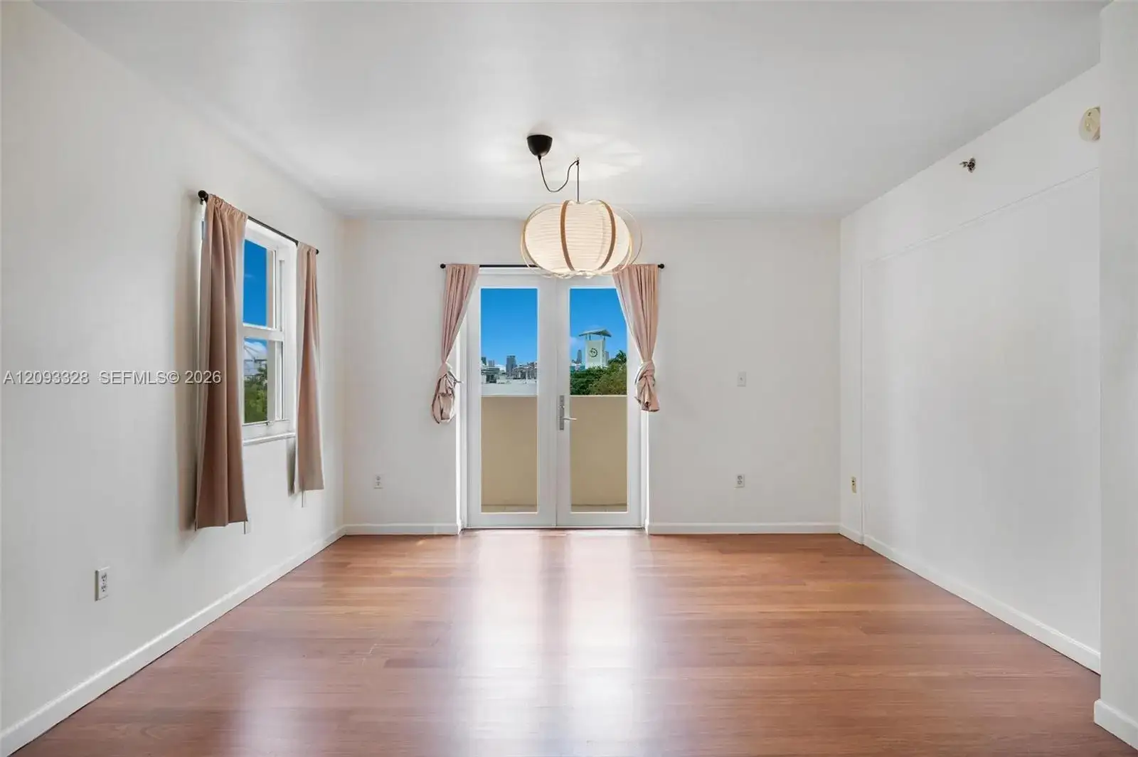 2 bedroom 2 bath Residential for sale at 227 Michigan Ave # 405, Miami Beach FL 33139