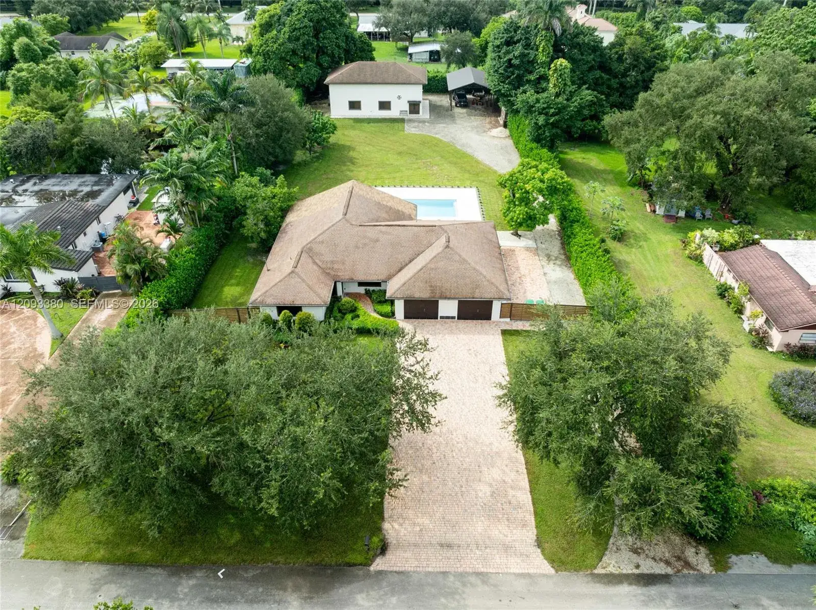 3 bedroom 3 bath Residential for sale at 14390 SW 24th St, Davie FL 33325