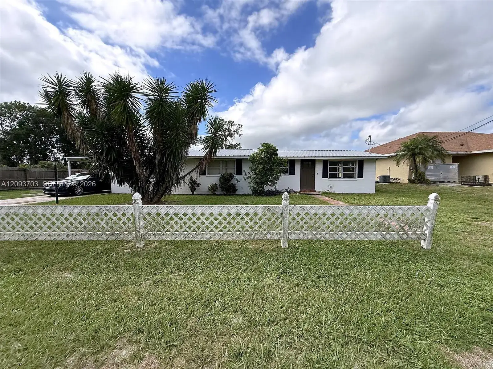2 bedroom 2 bath Residential for sale at 2619 Pompano Drive, Sebring FL 33870