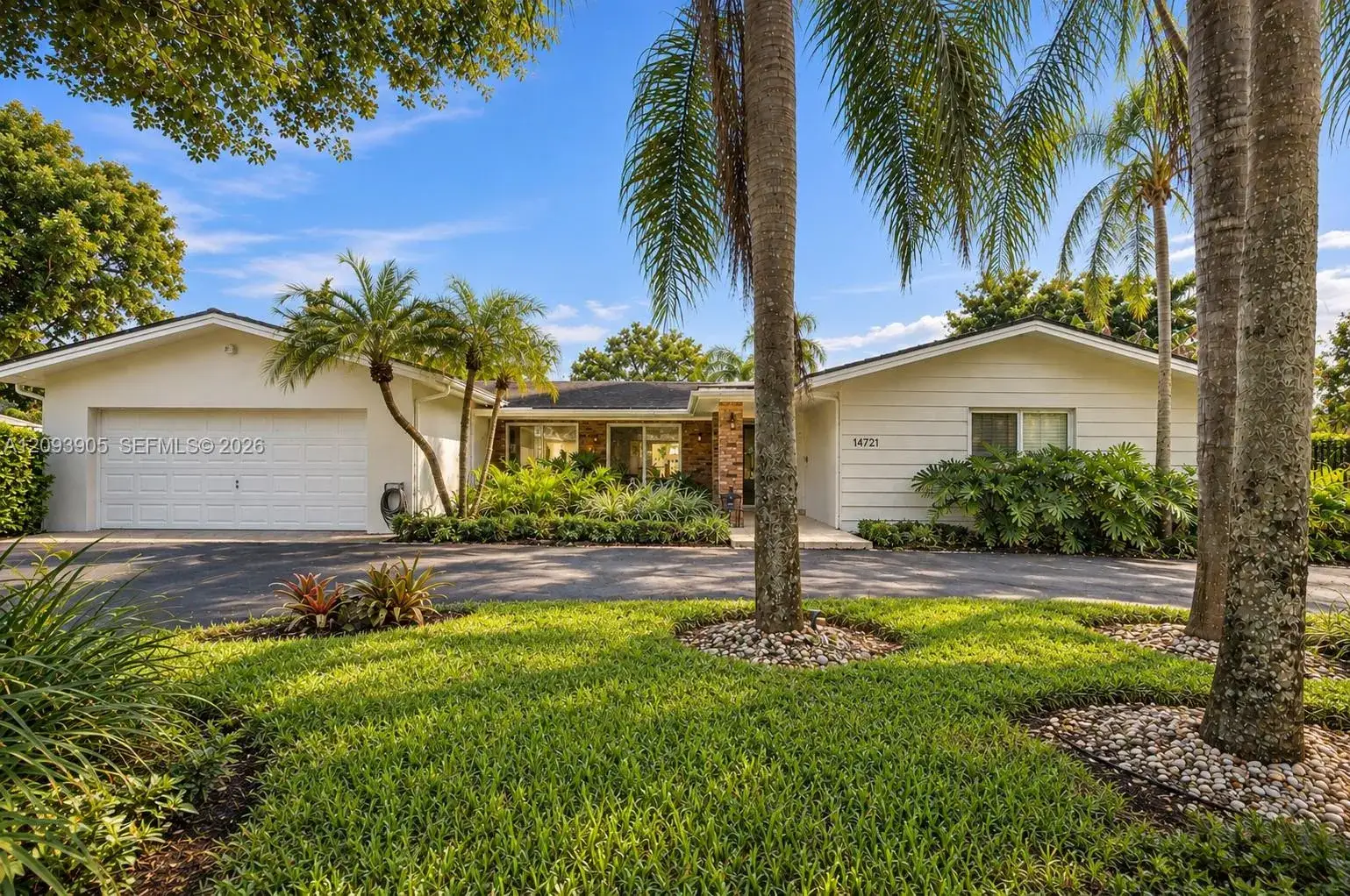 14721 SW 84th Ct, Palmetto Bay FL 33158