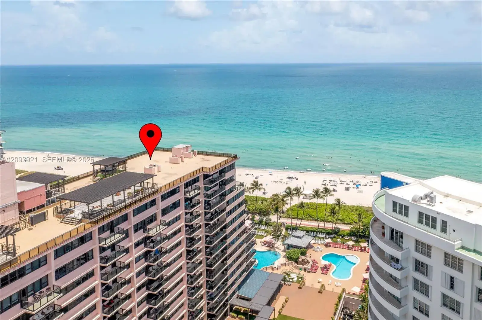 2 bedroom 2 bath Residential for sale at 5225 Collins Ave # 1114, Miami Beach FL 33140
