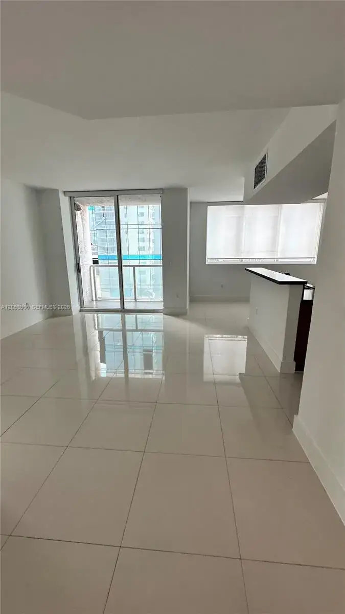 244 Biscayne Blvd # 1608, Miami FL 33132
