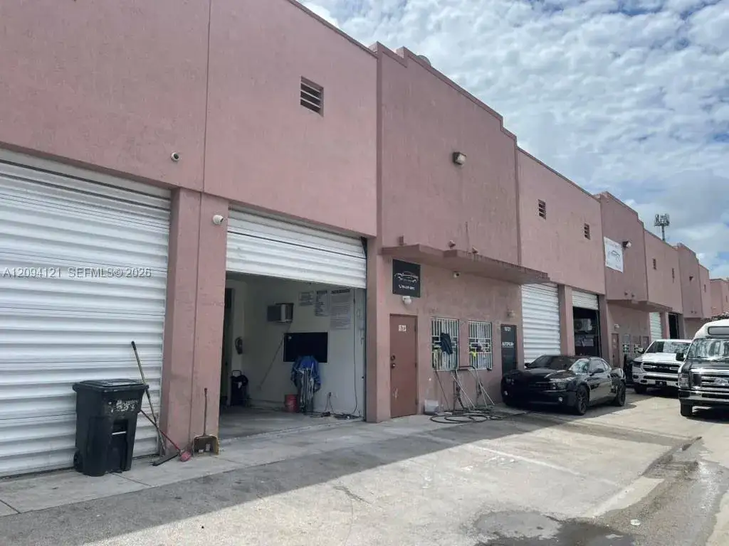 Commercial Sale for sale at 16723 SW 117th Ave # 6F, Miami FL 33177