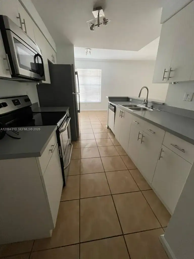 2 bedroom 2 bath Residential for sale at 5840 W Sample Rd # 105, Coral Springs FL 33067
