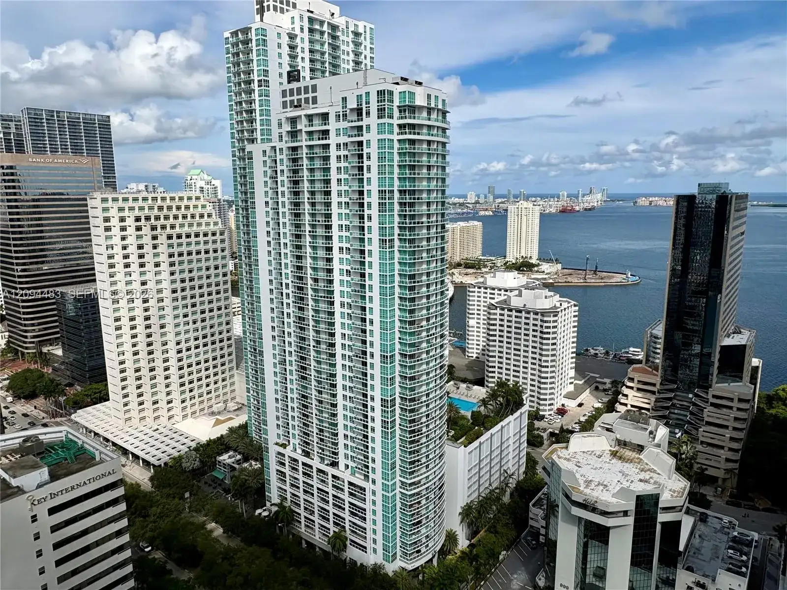 951 Brickell Ave # 605, Miami FL 33131
