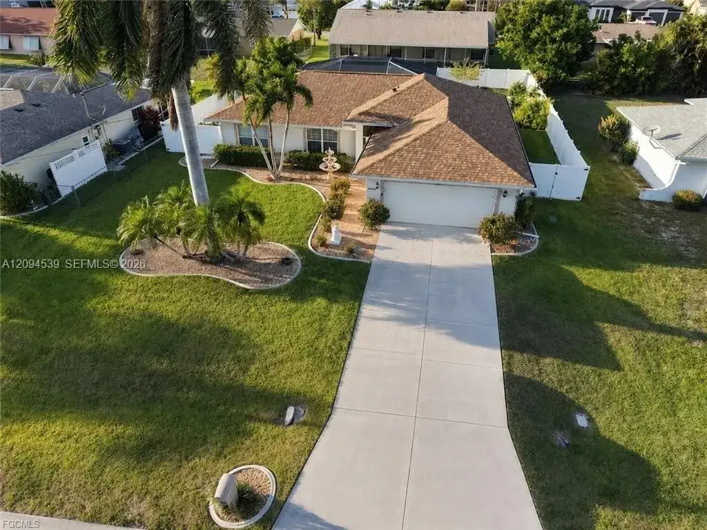 3 bedroom 2 bath Residential for sale at 1825 SE 12th Ter, Cape Coral FL 33990