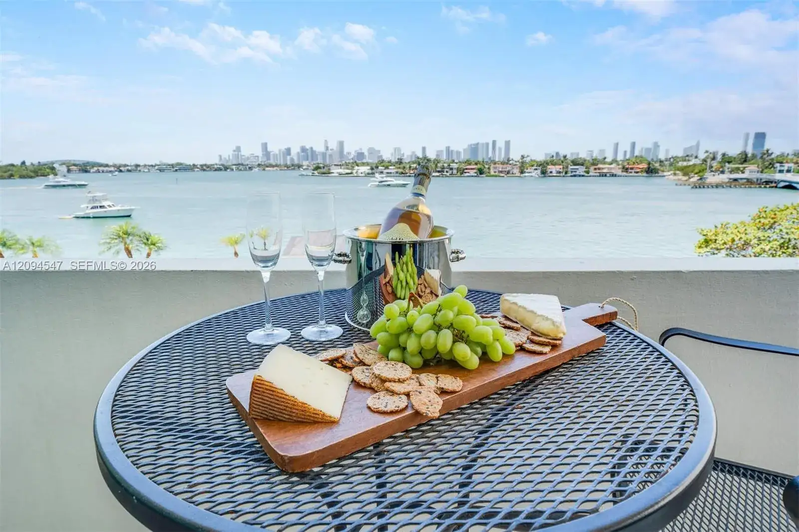 2 bedroom 2 bath Residential for sale at 5 Island Ave # 3C, Miami Beach FL 33139