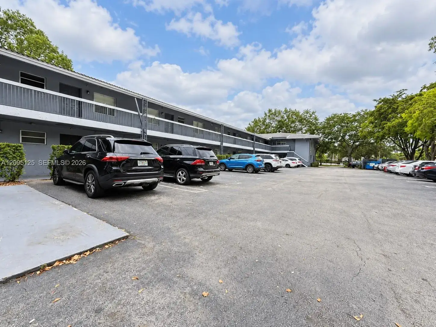 2 bedroom 2 bath Residential for sale at 8982 W Sample Rd # 204, Coral Springs FL 33065