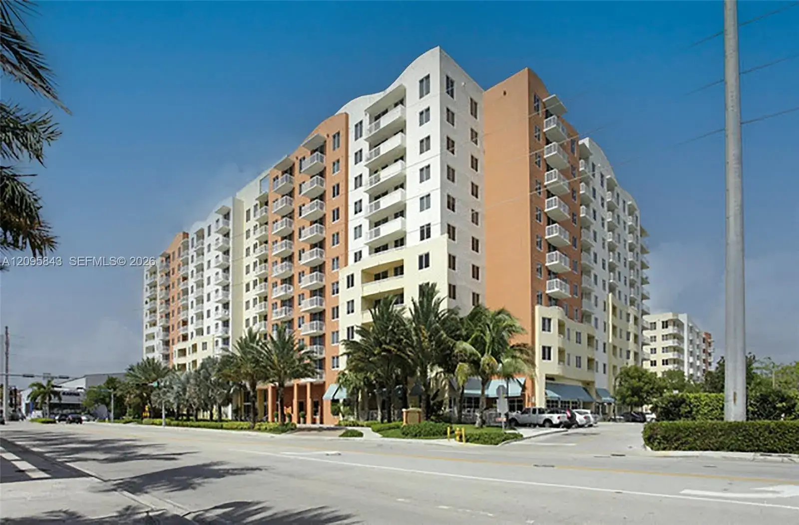 2 bedroom 2 bath Residential for sale at 18800 NE 29th Ave # 1023, Aventura FL 33180