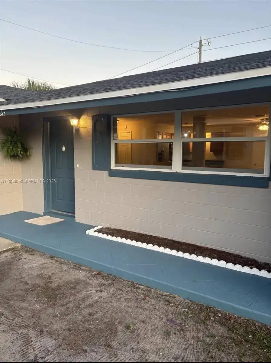 3 bedroom 1 bath Residential for sale at 2813 SPRING HILL CT, Orlando FL 32822