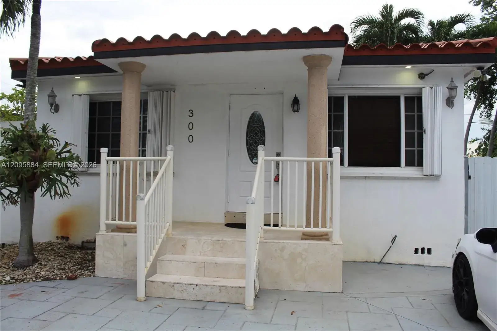 300 SW 71st Ave # 1, Miami FL 33144
