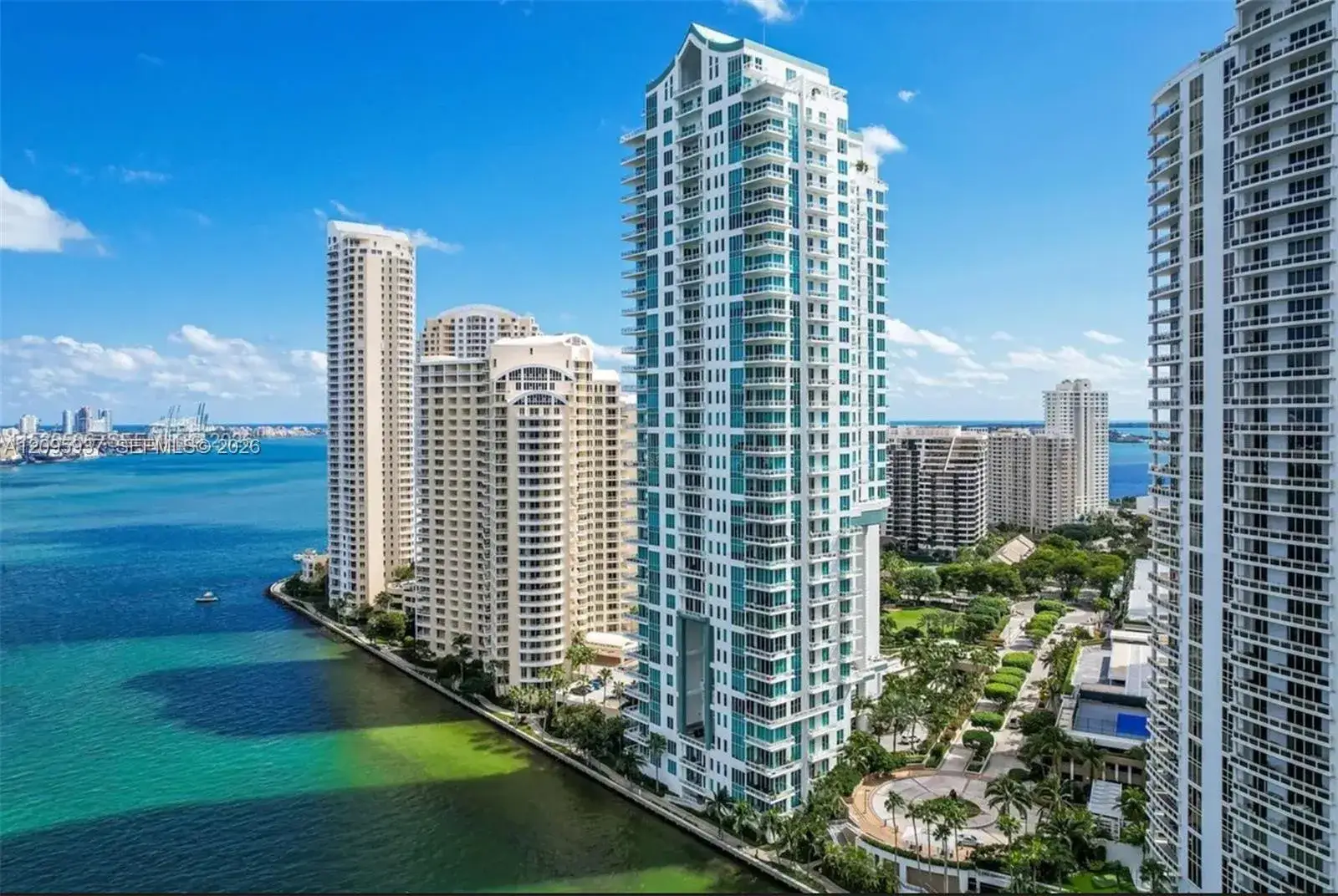 3 bedroom 3 bath Residential for sale at 900 Brickell Key Blvd # 1901, Miami FL 33131
