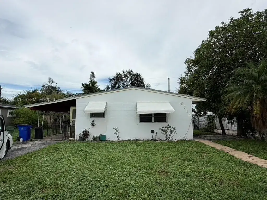 3 bedroom 1 bath Residential for sale at 6115 SW 2nd St, Margate FL 33068