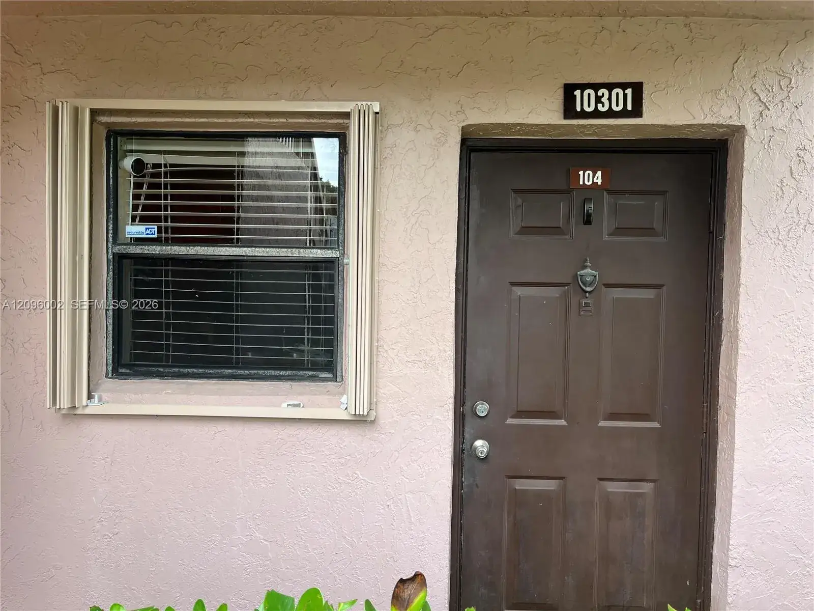 2 bedroom 2 bath Residential for sale at 10301 NW 11th St # 104, Pembroke Pines FL 33026