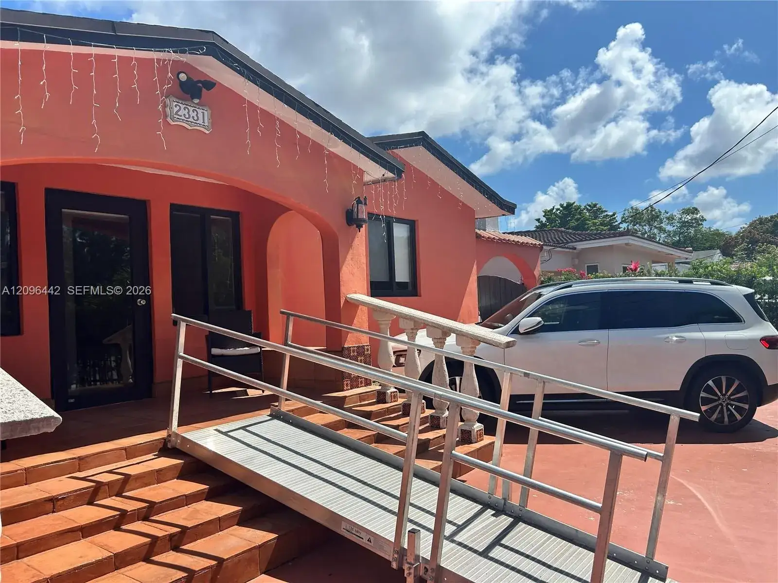 2331 SW 7th St, Miami FL 33135