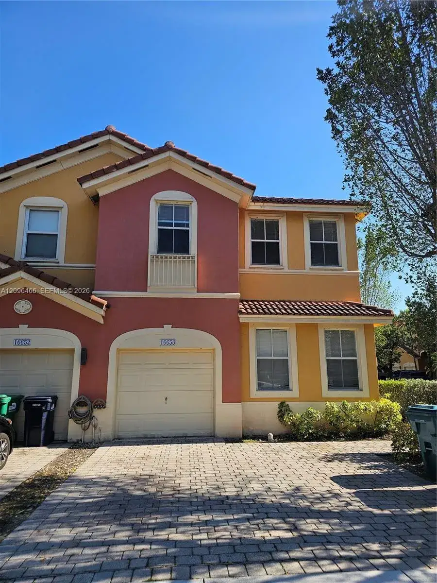 16658 SW 79th Ter # 0, Miami FL 33193
