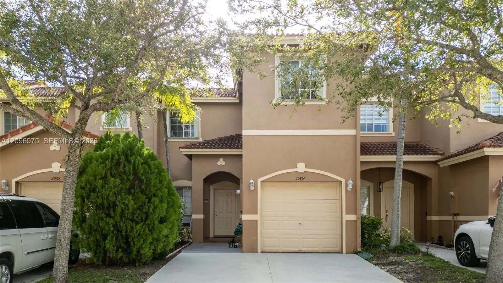 21474 SW 85th Path, Cutler Bay FL 33189