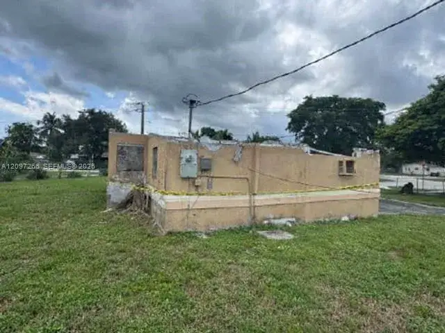 Land/Boat Docks for sale at 400 NW 34th Ave, Lauderhill FL 33311