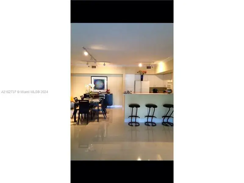 3 bedroom 2 bath Residential Lease for rent at 19877 E COUNTRY CLUB DR # 3108, Aventura FL 33180