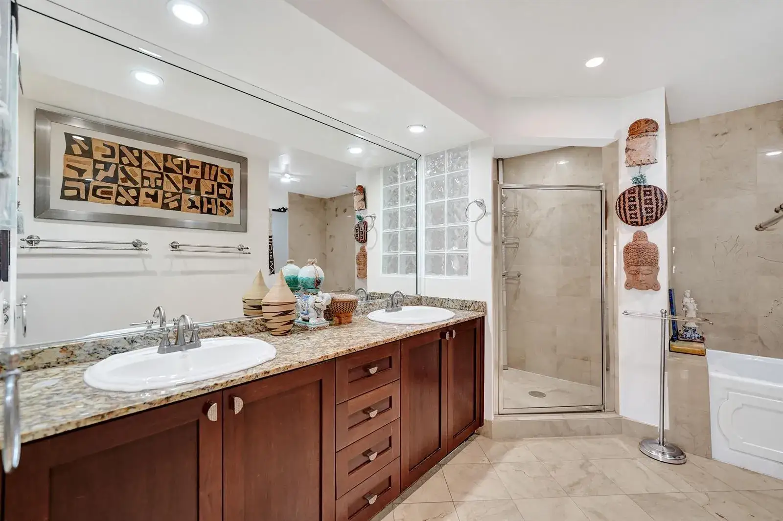 3 bedroom 3 bath Residential for sale at 403 Dunwoody Lane # 38, Hollywood FL 33021