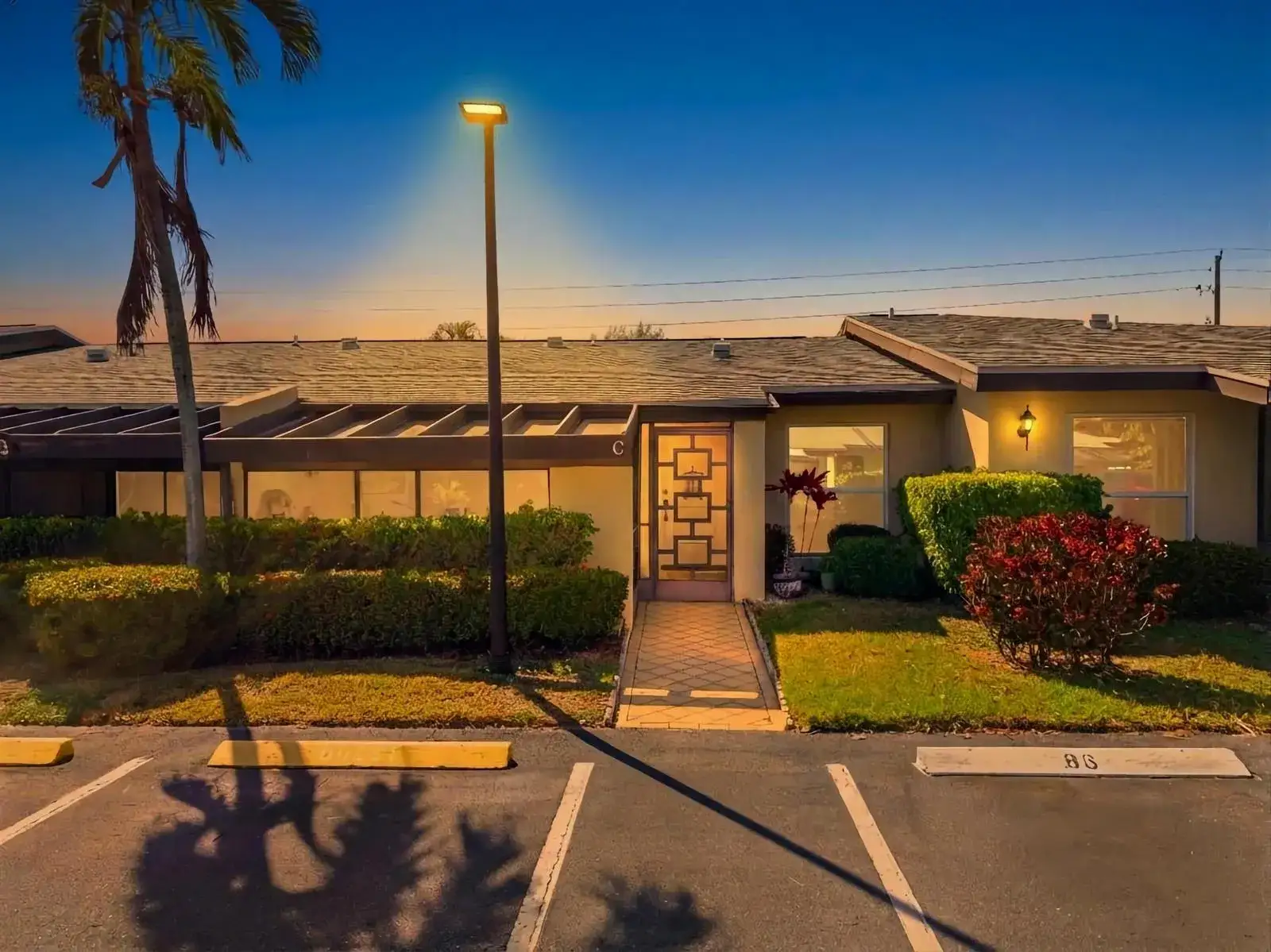 2 bedroom 2 bath Residential for sale at 13773 Via Aurora # C, Delray Beach FL 33484