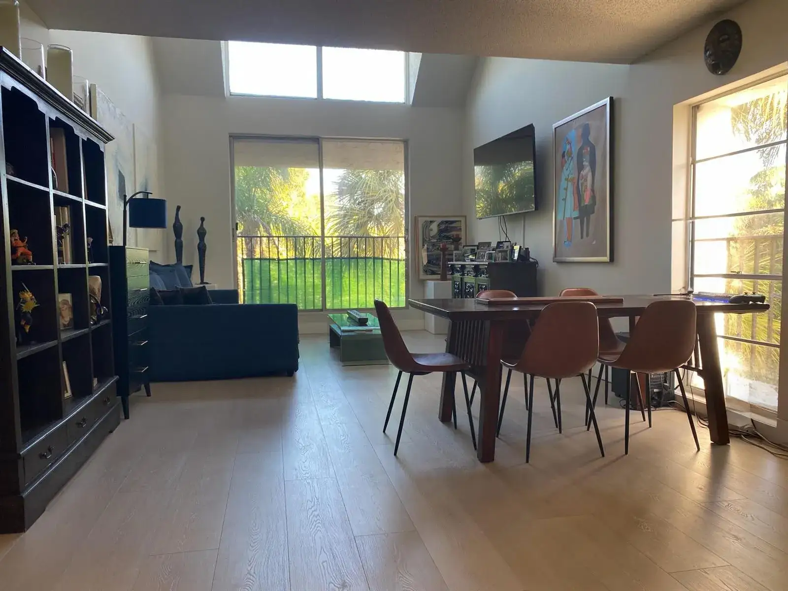 1 bedroom 1 bath Residential for sale at 6886 N Kendall Drive # D303, Pinecrest FL 33156