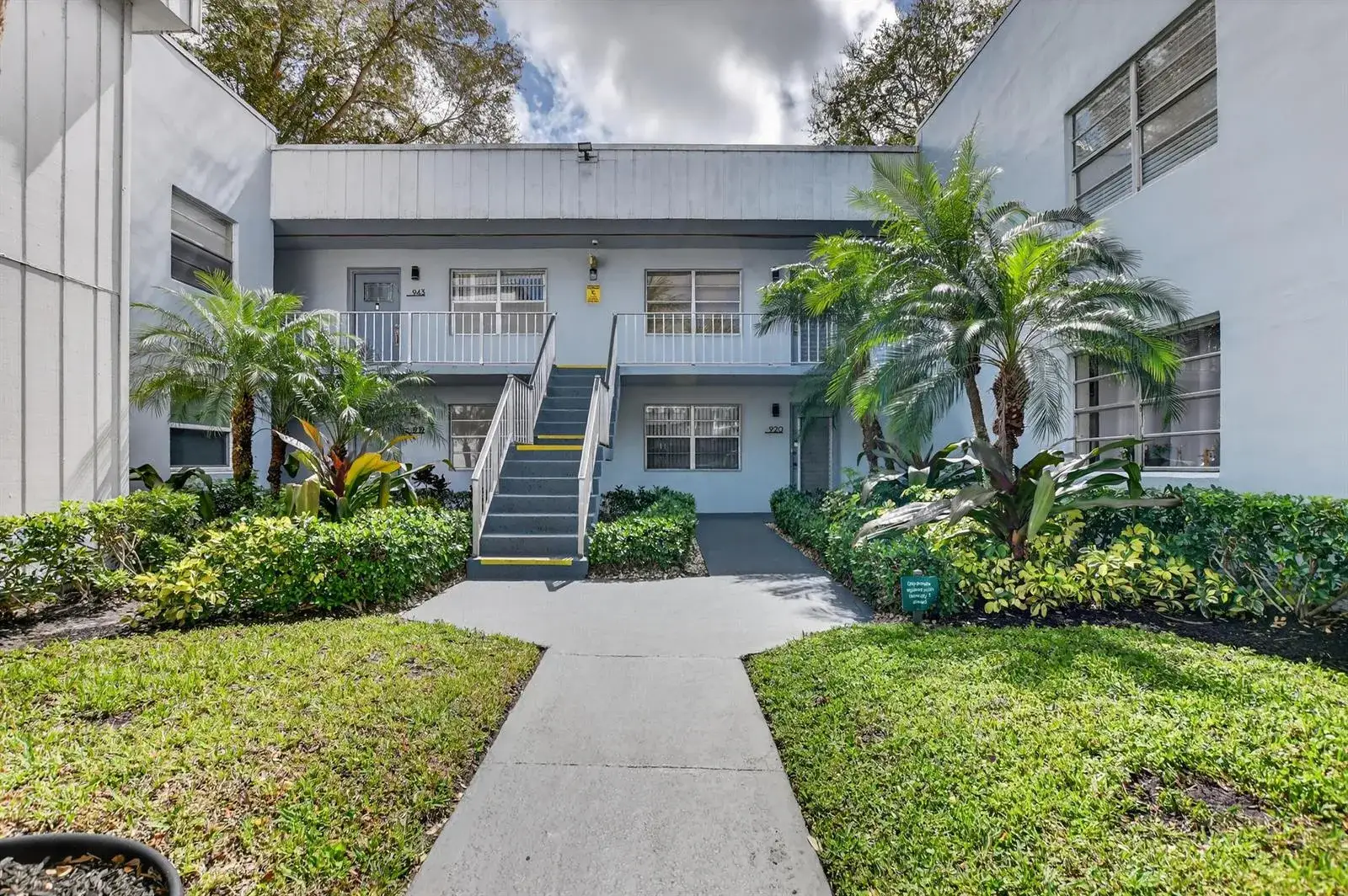 2 bedroom 2 bath Residential for sale at 944 Normandy Trail # 944, Delray Beach FL 33484