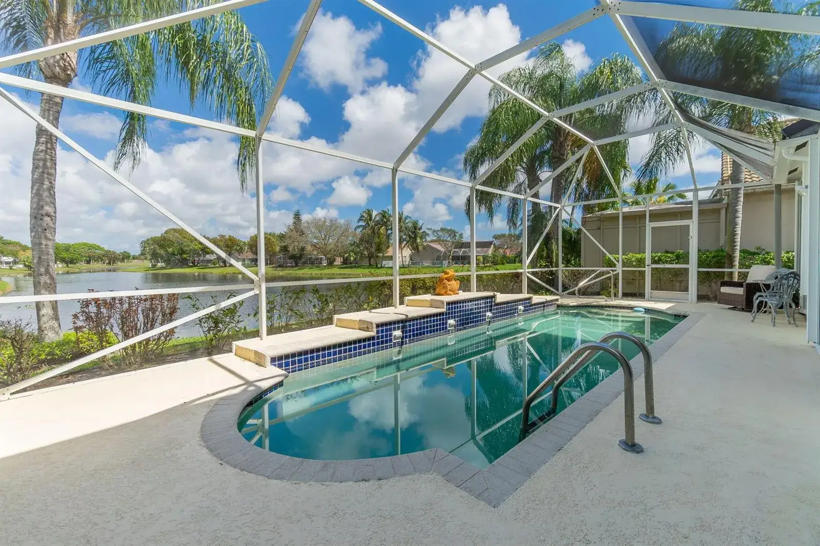 3 bedroom 2 bath Residential for sale at 6005 Newport Village Way, Lake Worth FL 33463