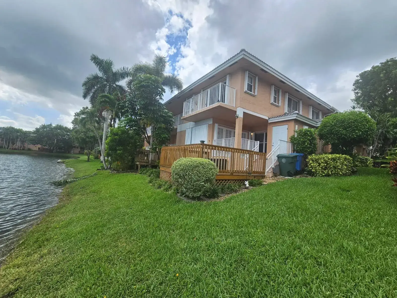 3 bedroom 2 bath Residential Lease for rent at 3275 NW 44th Street # 2, Oakland Park FL 33309