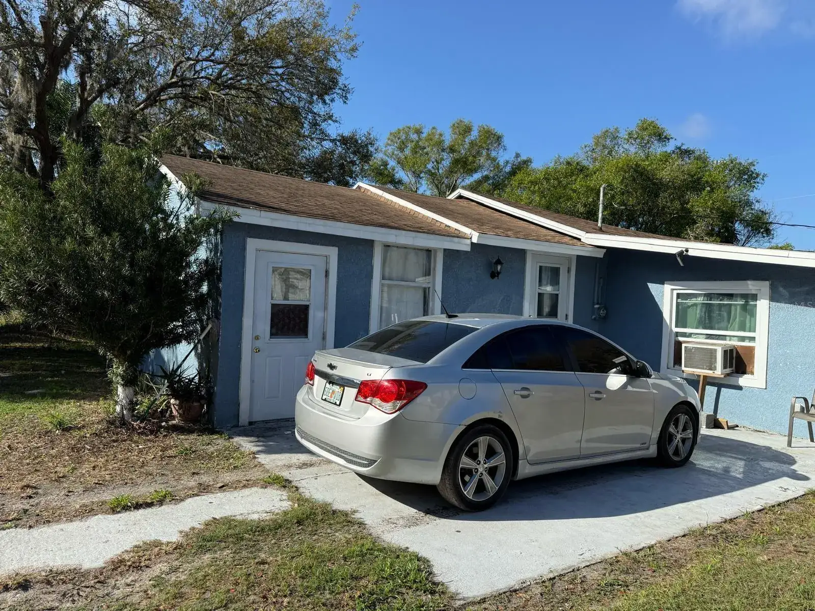 6 bedroom 2 bath Residential for sale at 414 Spring Avenue, FL 34266