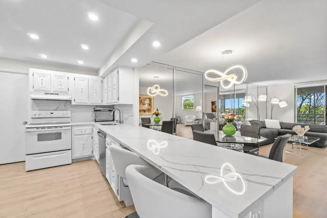 2 bedroom 2 bath Residential for sale at 6461 NW 2nd Avenue # 411, Boca Raton FL 33487