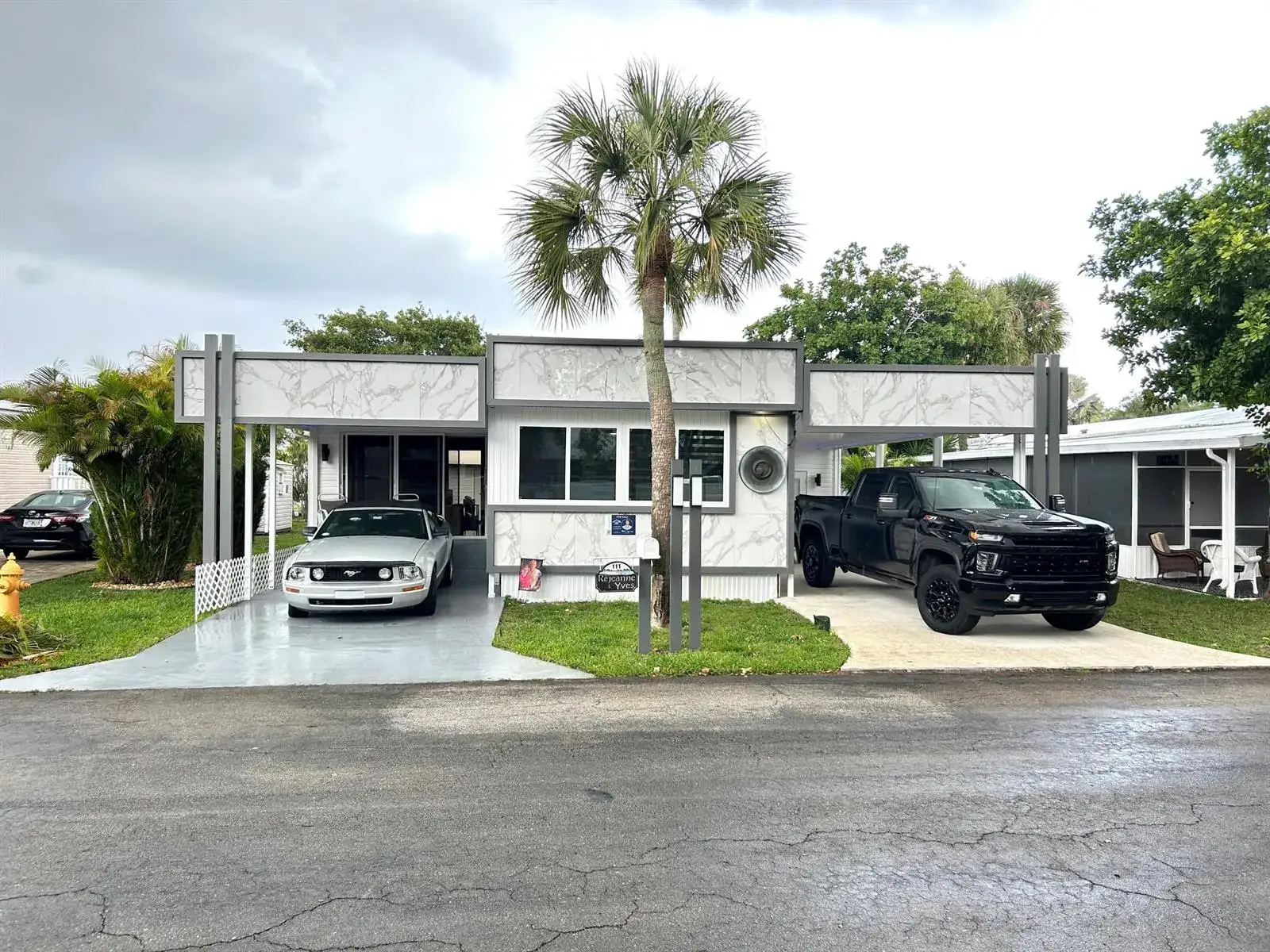 1 bedroom 2 bath Residential for sale at 111 Alamanda Lane, Deerfield Beach FL 33442
