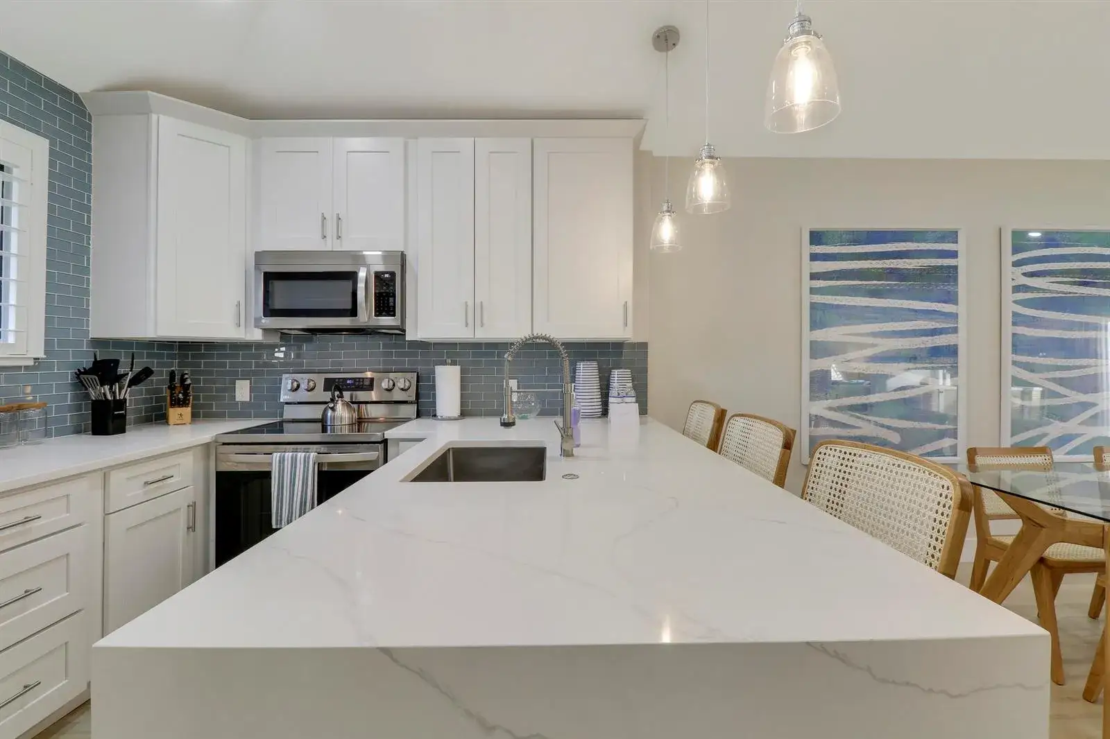 2 bedroom 2 bath Residential Lease for rent at 523 Club Drive, Palm Beach Gardens FL 33418
