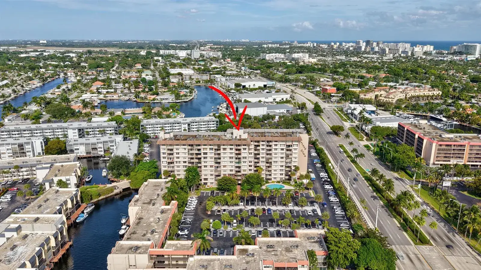 2 bedroom 1 bath Residential for sale at 777 S Federal Highway, Pompano Beach FL 33062