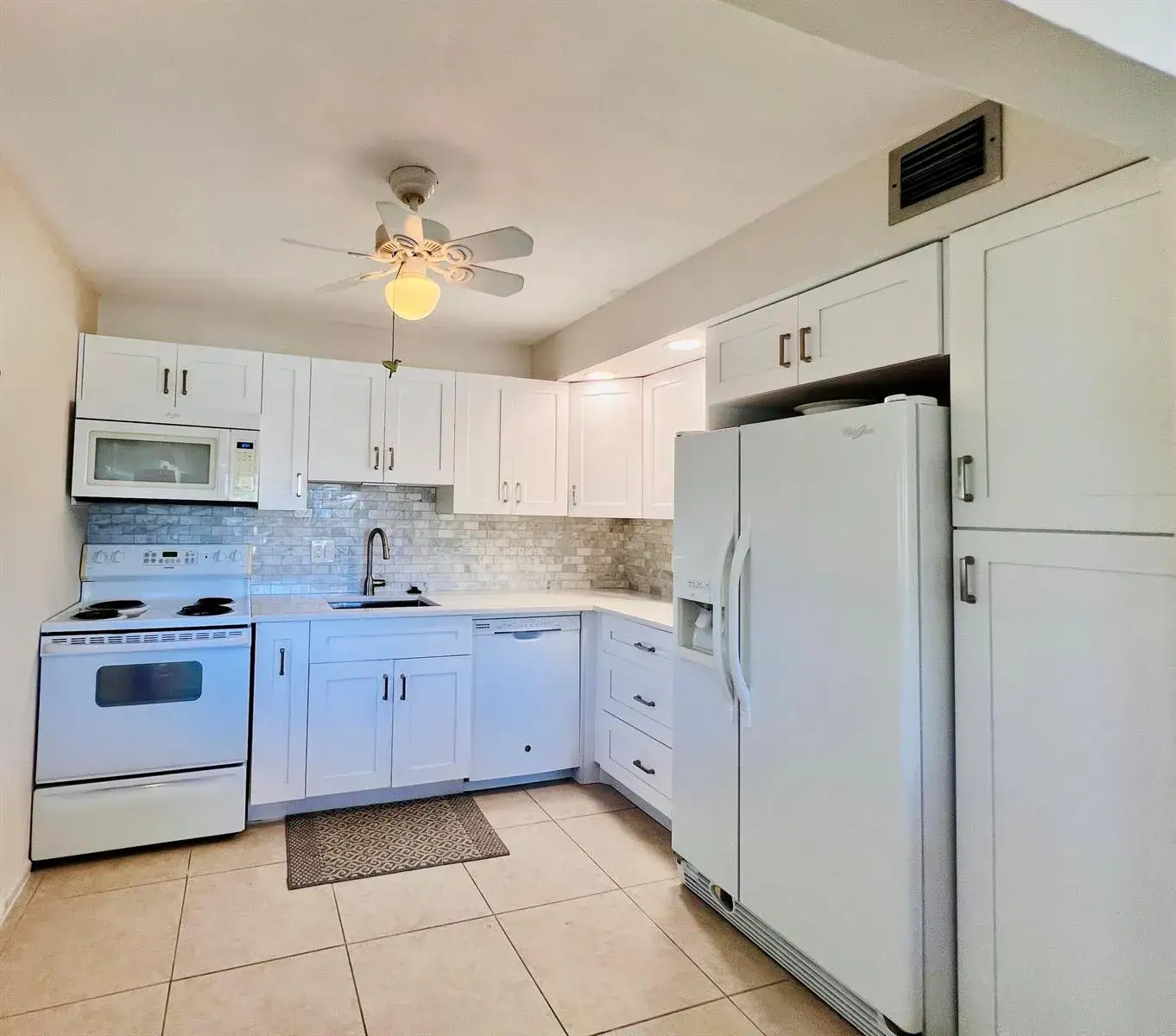 2 bedroom 2 bath Residential for sale at 314 Wellington D, West Palm Beach FL 33417