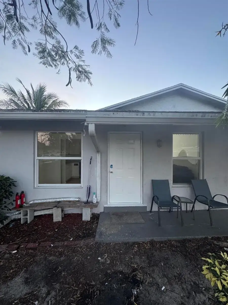 2 bedroom 2 bath Residential Lease for rent at 4429 Melvin Road # A, FL 33461