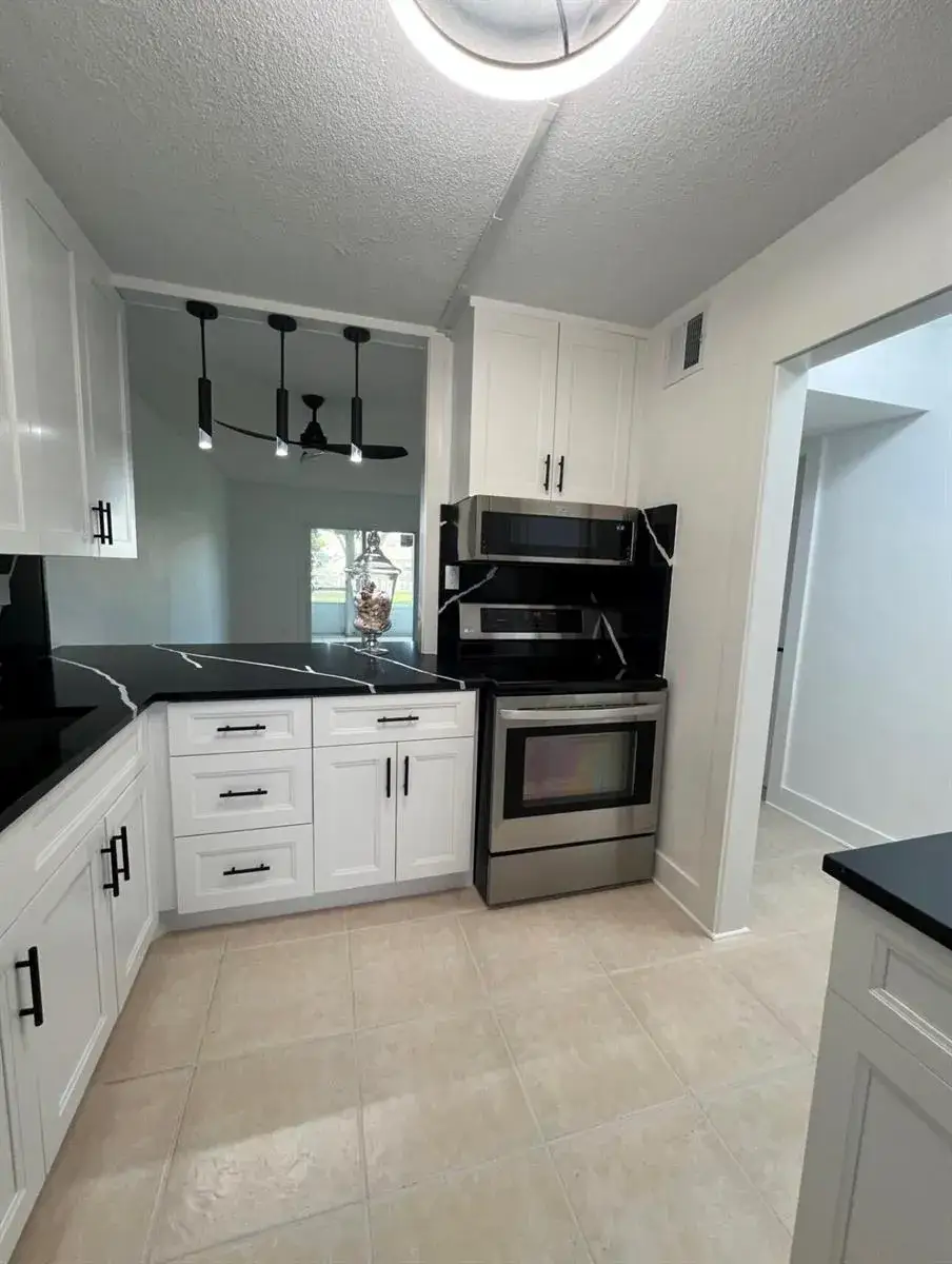 2 bedroom 1 bath Residential for sale at 2615 Garden Drive N # 104, FL 33461