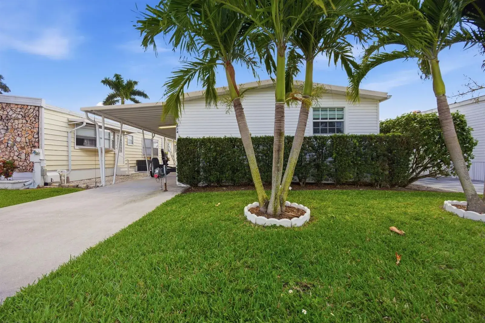 2 bedroom 2 bath Residential for sale at 2774 SW 54th Street, Fort Lauderdale FL 33312