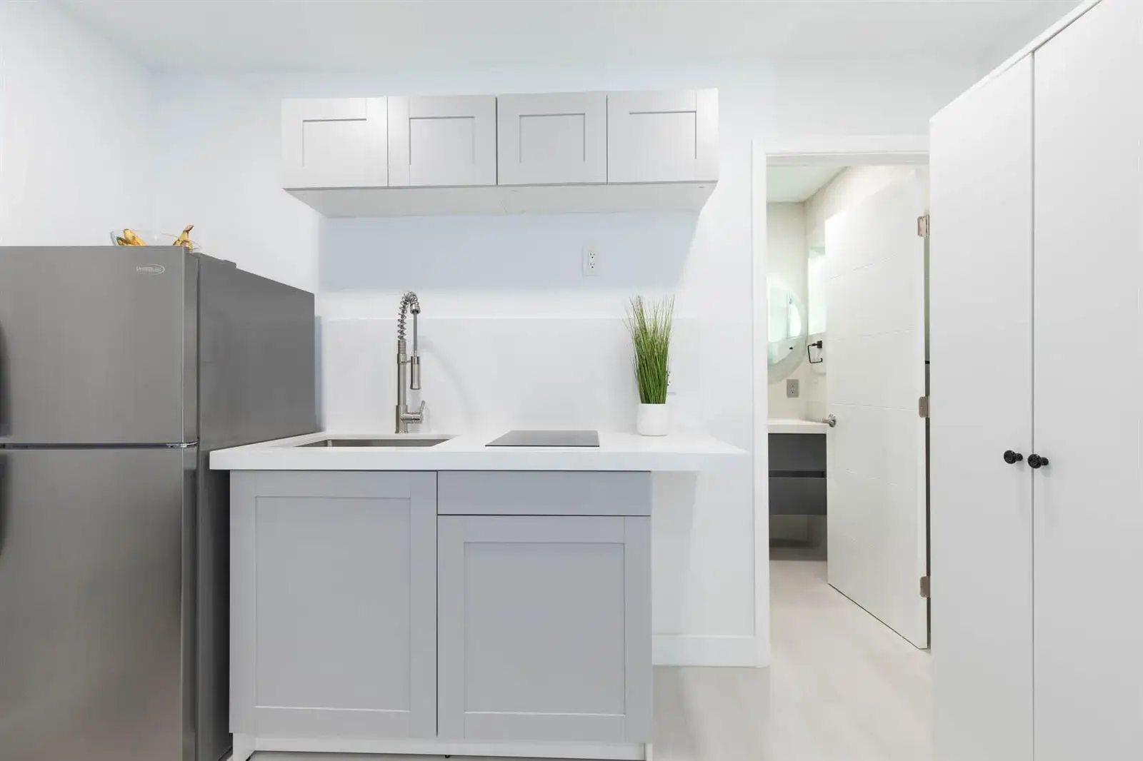 1 bath Residential Lease for rent at 1826 Jefferson Street, Hollywood FL 33020