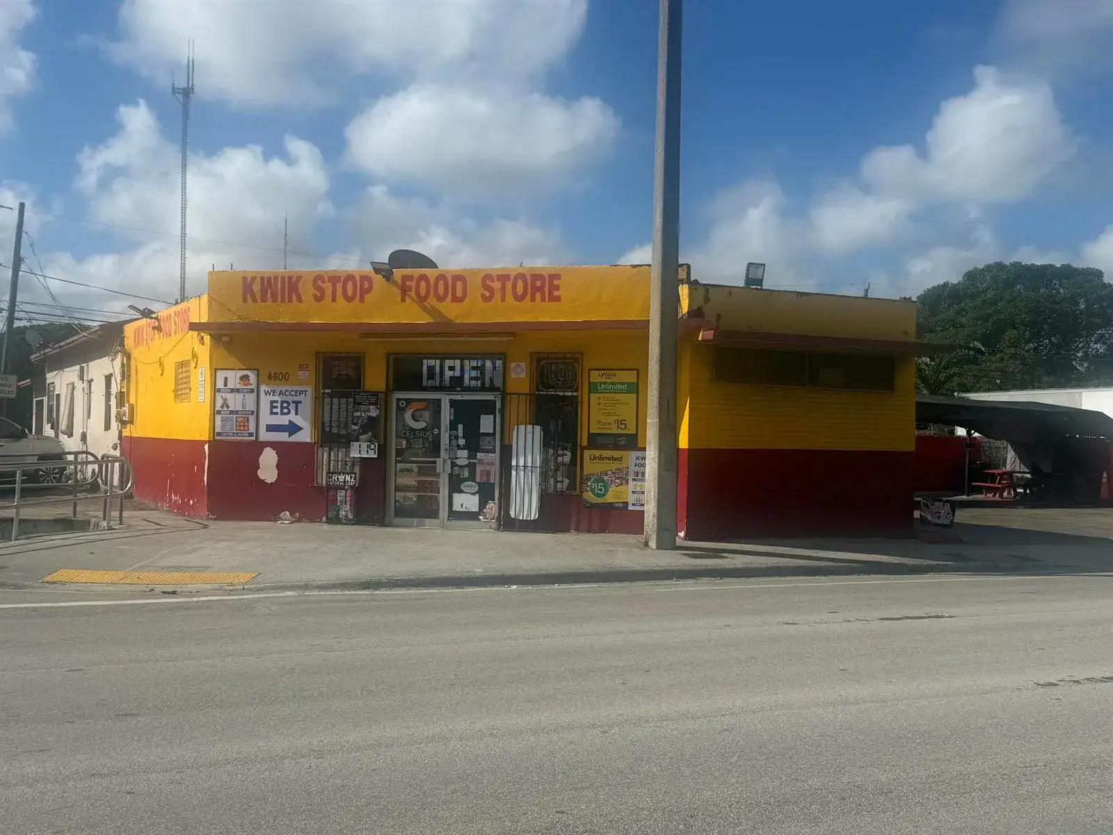 Commercial Sale for sale at 4800 Pembroke Road, West Park FL 33021