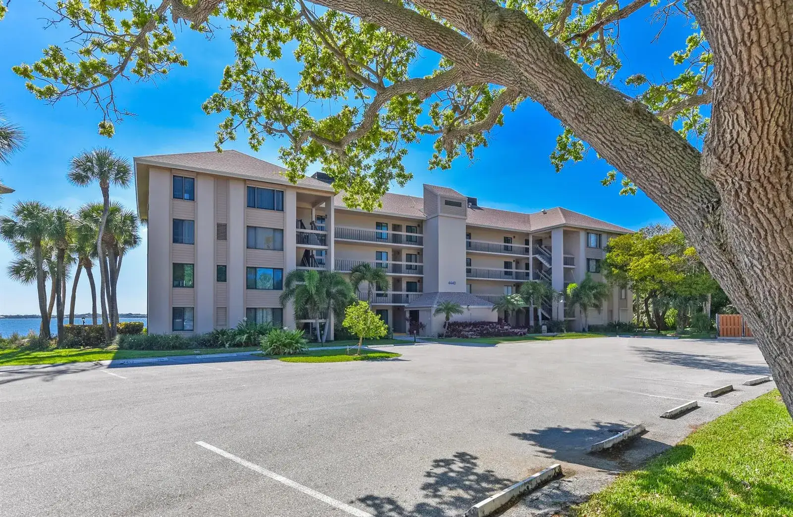 2 bedroom 2 bath Residential Lease for rent at 4440 NE Sandpebble Trace # 104, Stuart FL 34996